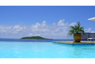 Qu'est ce qu'une piscine miroir ? 